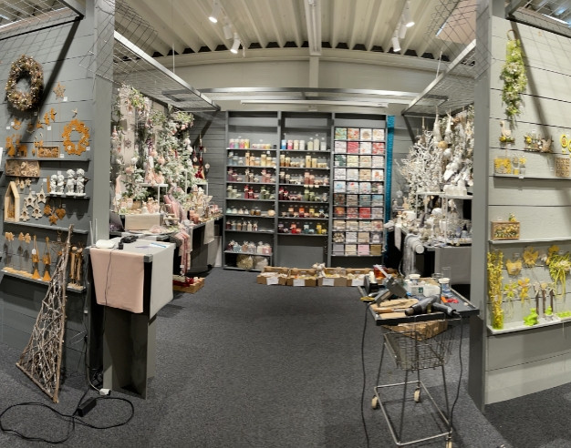 https://shop.lang-kunstgewerbe.at/schauraum/